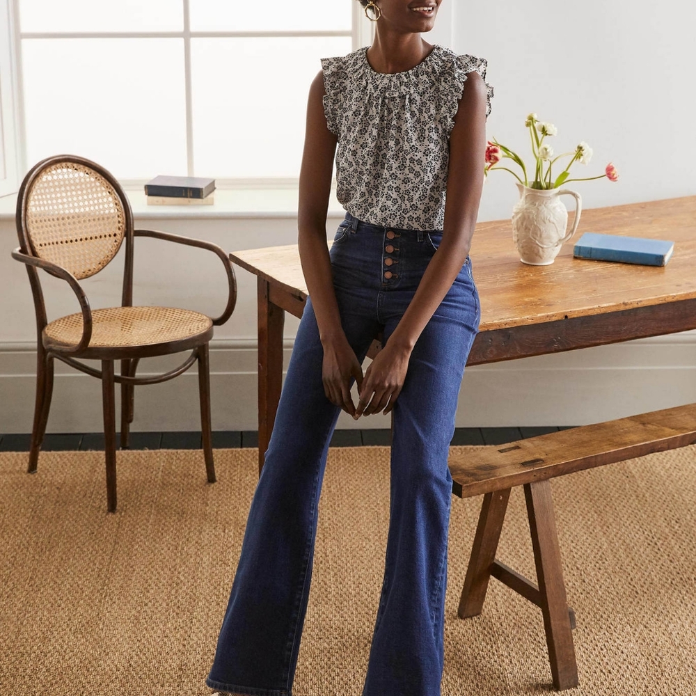Button fly flare jeans from Boden - worn once!
